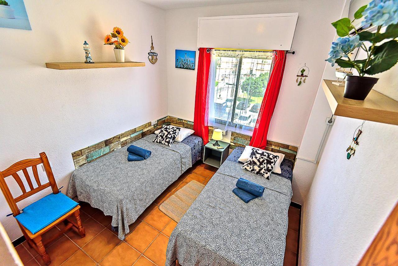 Ocean View Beach Apartment With Pool & Balconies El Puerto de Santa Maria Bagian luar foto